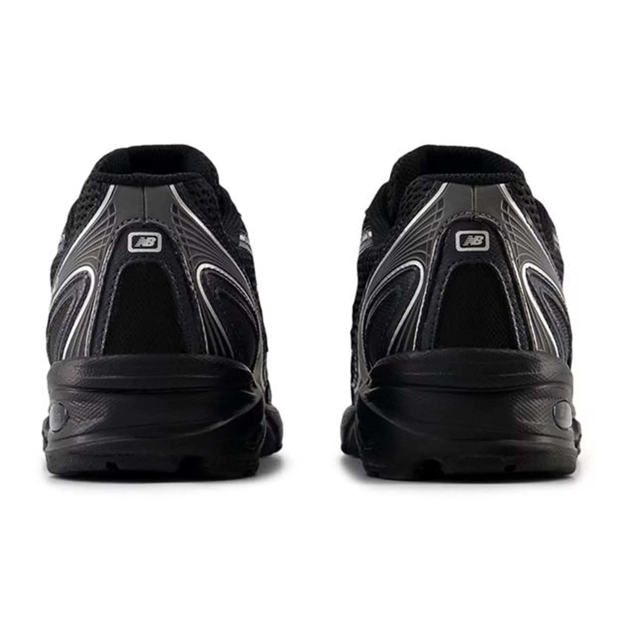 Heel view of New Balance 740v2 Black Silver Metallic